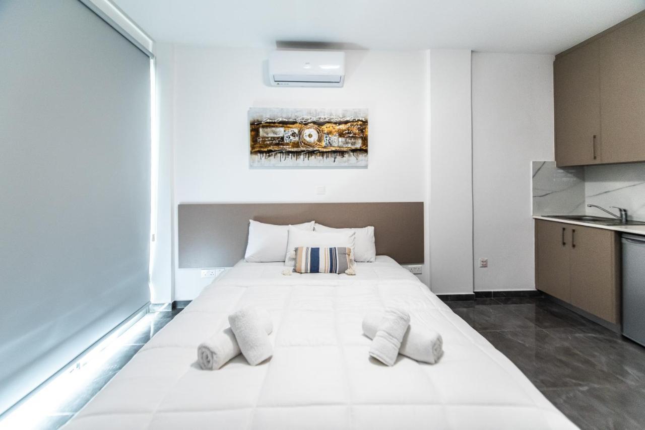 Spiros Luxury Apartments Ajia Napa Zewnętrze zdjęcie