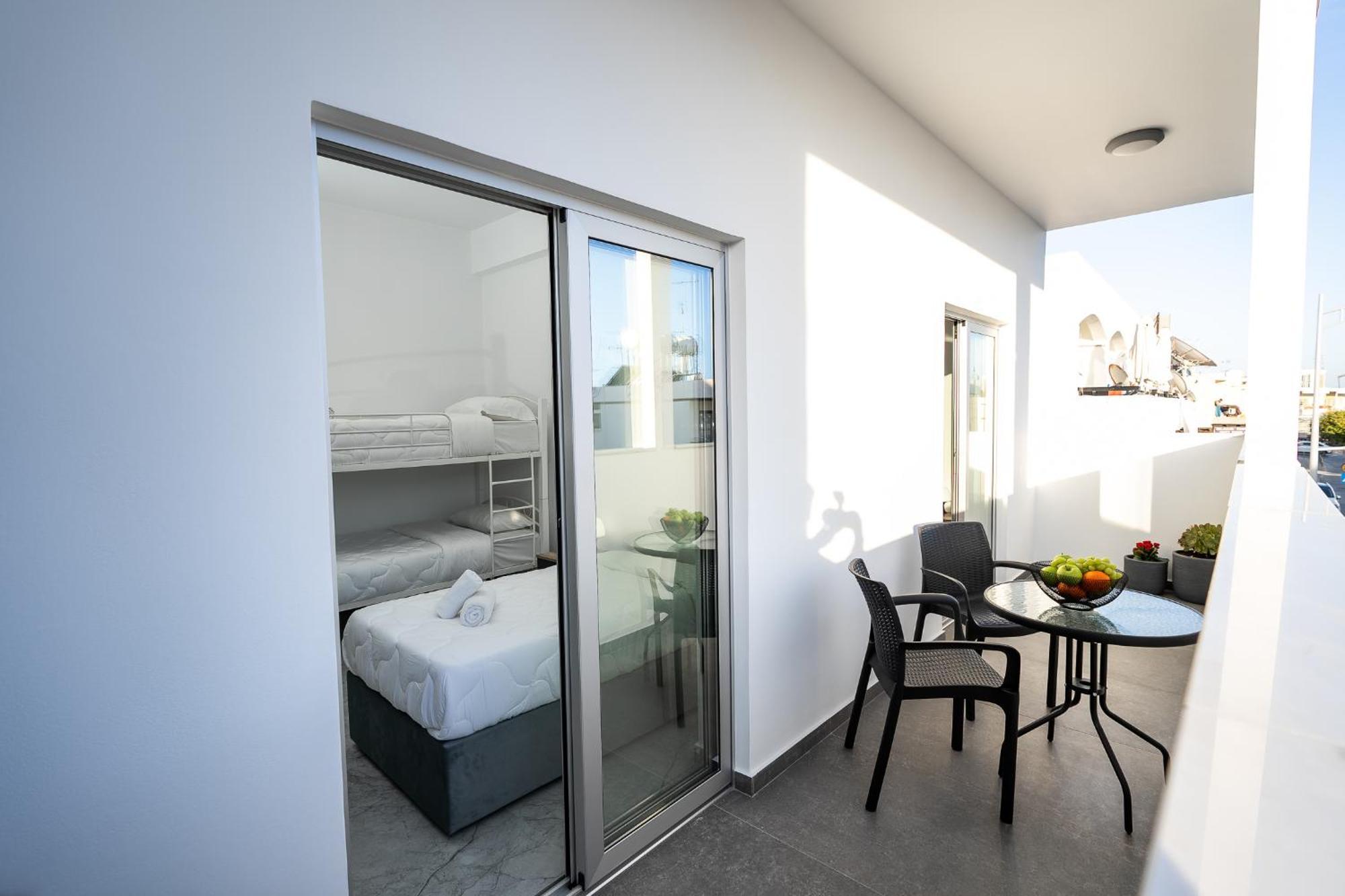 Spiros Luxury Apartments Ajia Napa Zewnętrze zdjęcie